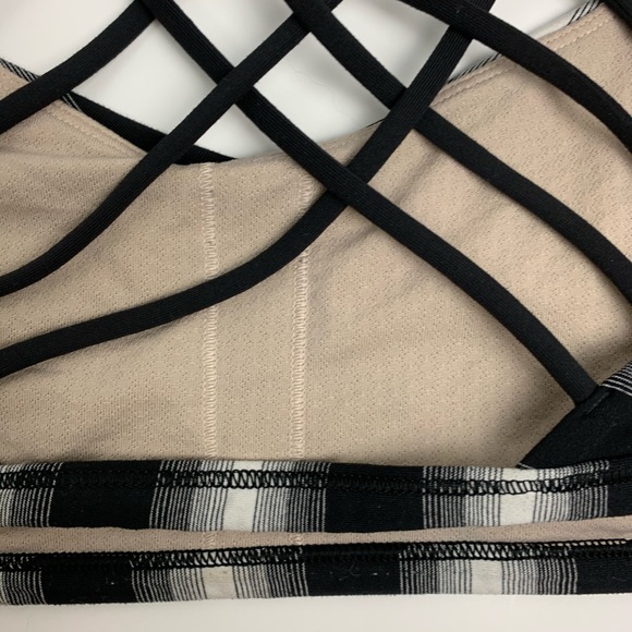 Lululemon free to be wild Black White sports bra 6 - Picture 4 of 6